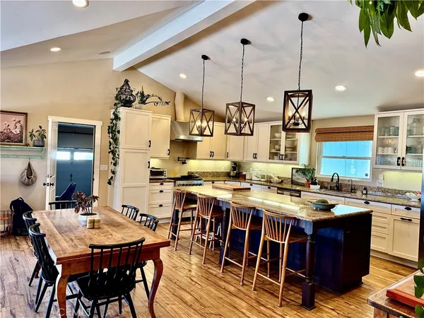 $1,850,000 | 116 Avenida Lucia, San Clemente, CA 92672