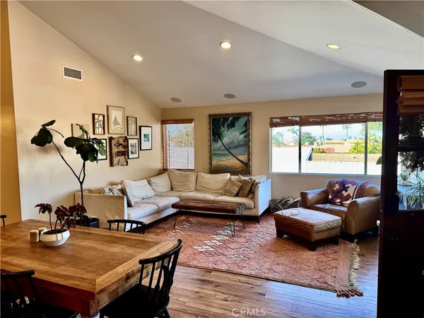 $1,850,000 | 116 Avenida Lucia, San Clemente, CA 92672