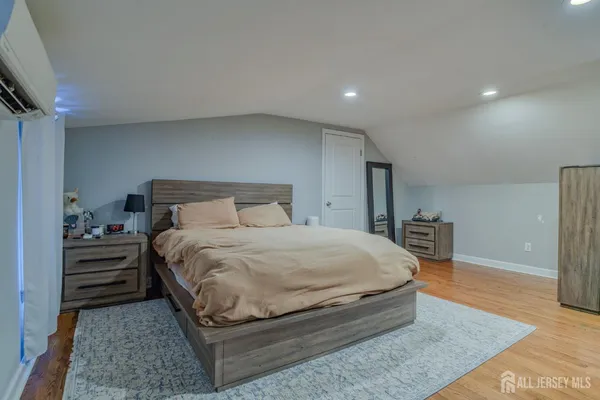 $2,900 | 186 Prigmore Street, East Brunswick, NJ 08816