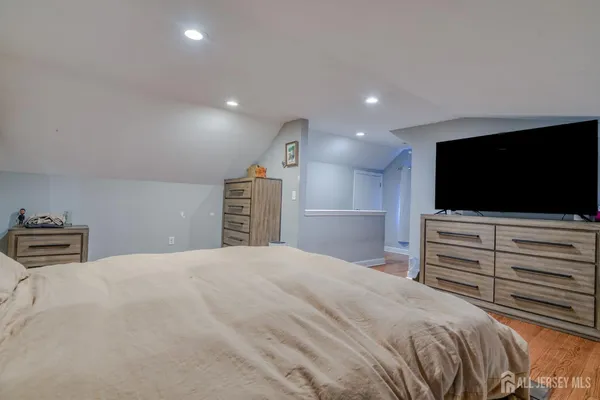 $2,900 | 186 Prigmore Street, East Brunswick, NJ 08816