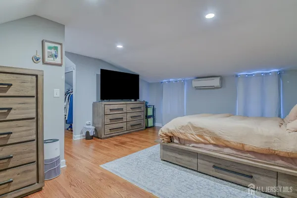 $2,900 | 186 Prigmore Street, East Brunswick, NJ 08816