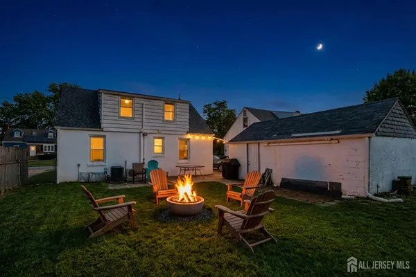 $2,900 | 186 Prigmore Street, East Brunswick, NJ 08816