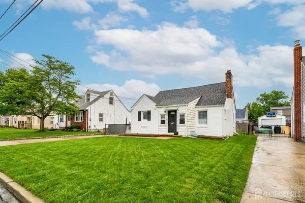 $2,900 | 186 Prigmore Street, East Brunswick, NJ 08816