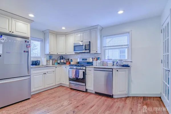 $2,900 | 186 Prigmore Street, East Brunswick, NJ 08816