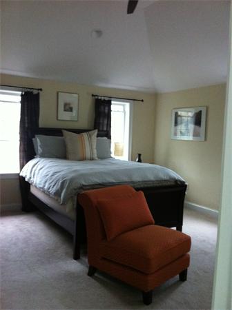 7 Fieldstone Circle Wareham, MA 02576 - Photo 10 of 13 Gallery Image 10