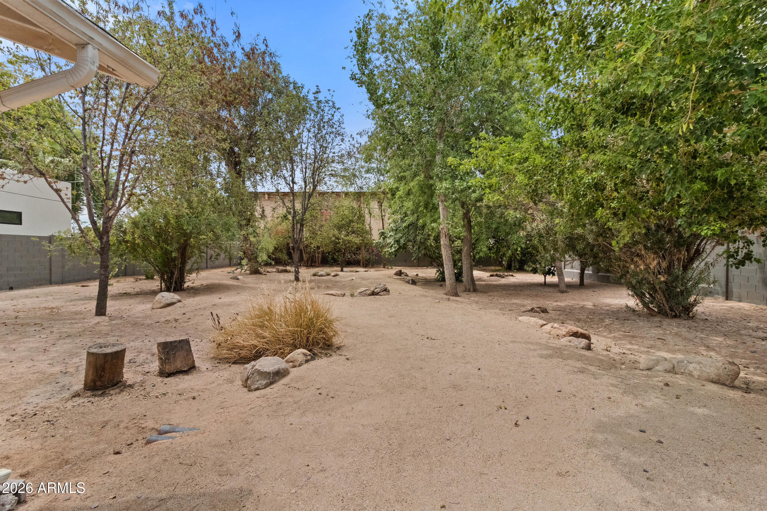 4025 East Osborn Road Phoenix, AZ 85018 - Photo 38 of 44 Backyard