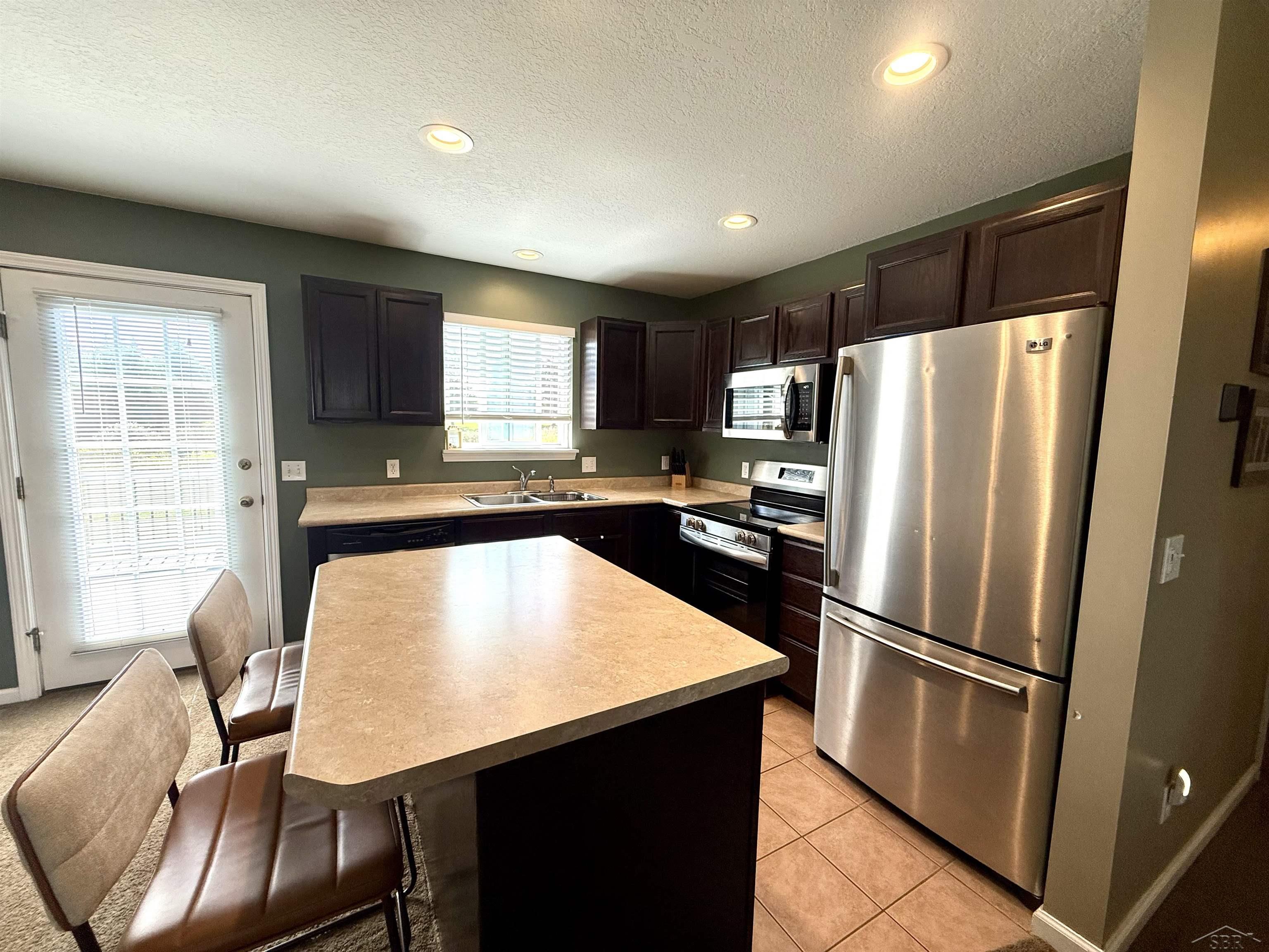 4506 East Millbrook Road Mount Pleasant, MI 48858 - Photo 3 of 37 50189219-3f602067-1af6-4f4f-bf9b-5818a7c66155.JPG