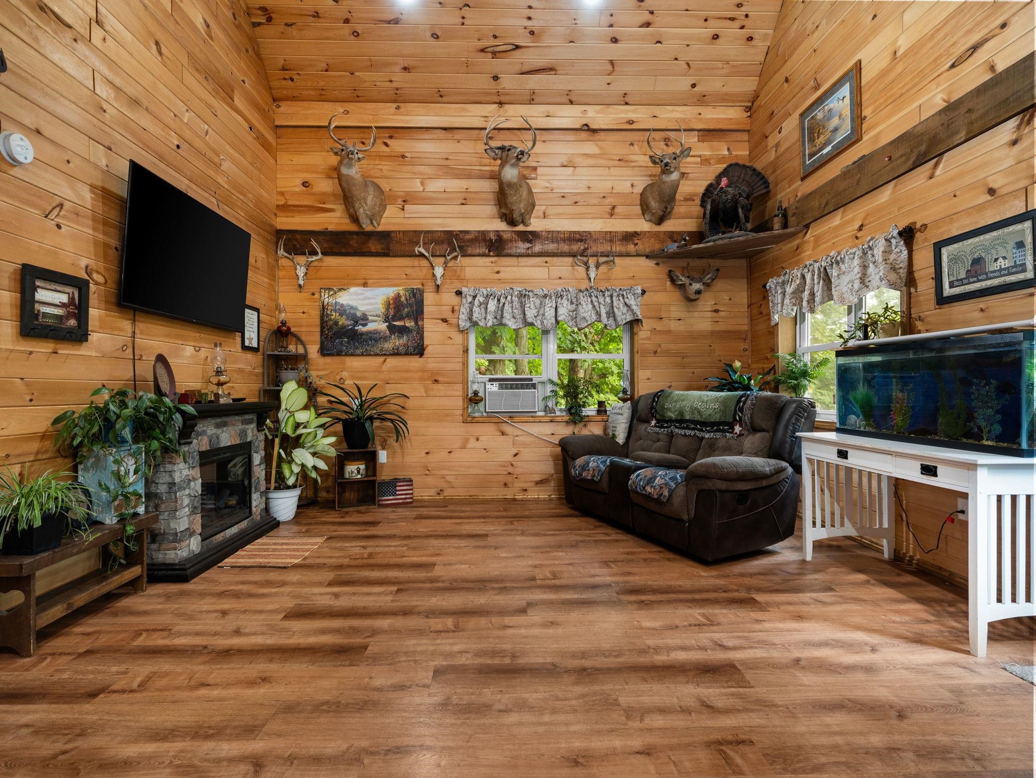 2216 West 16 Road Mesick, MI 49668 - Photo 6 of 48 1949899-1eb98e26-418a-407c-84b9-6d2b446d11e2.JPG