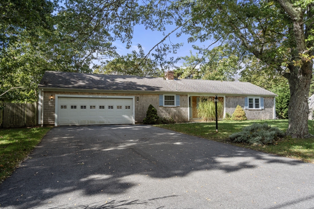 25 Ronda Lane Dennis, MA 02638 - Photo 2 of 23