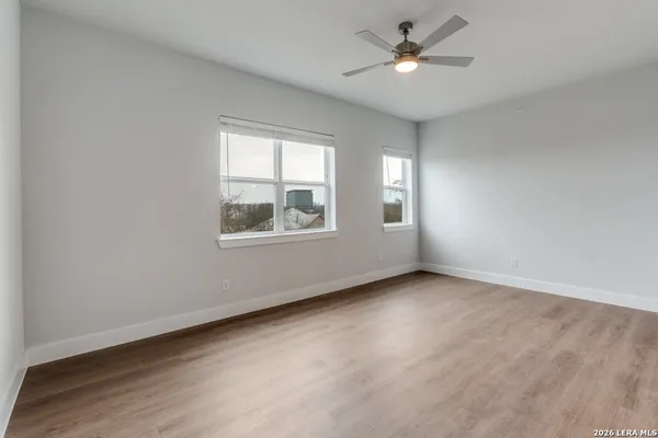$3,675 | 330 East Carson Street, Unit 2302, San Antonio, TX 78208