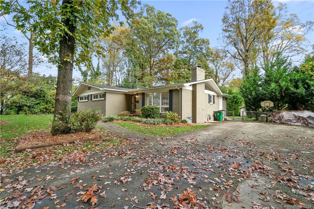 5313 Seacroft Road, Unit 1 Charlotte, NC 28210 - Photo 2 of 24 Gallery Image 2