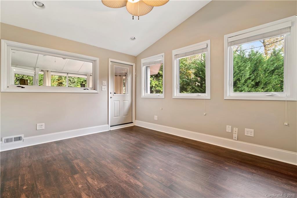 5313 Seacroft Road, Unit 1 Charlotte, NC 28210 - Photo 15 of 24 Gallery Image 15