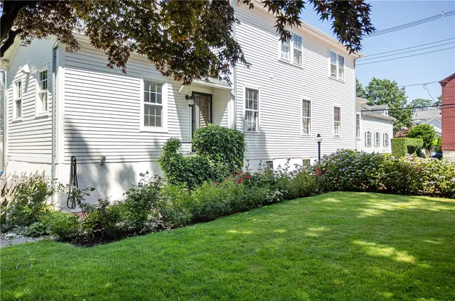 $2,195,000 | 12 Poplar Street, Newport, RI 02840