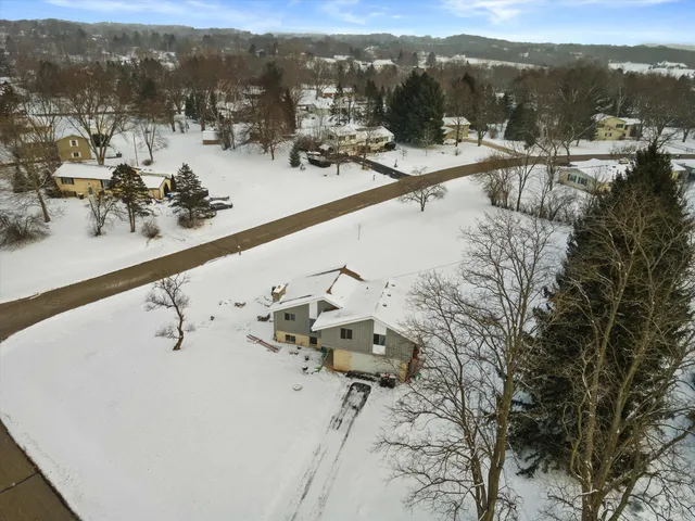 $423,900 | W277S8860 Lakeside Drive, Vernon, WI 53149