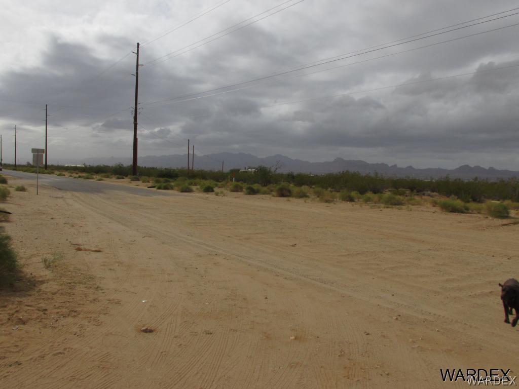 3800 Colorado Road Golden Valley, AZ 86413 - Photo 26 of 28 Gallery Image 26