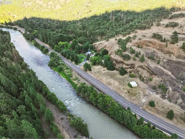 $645,000 | 850 Highway 142, Lyle, WA 98635