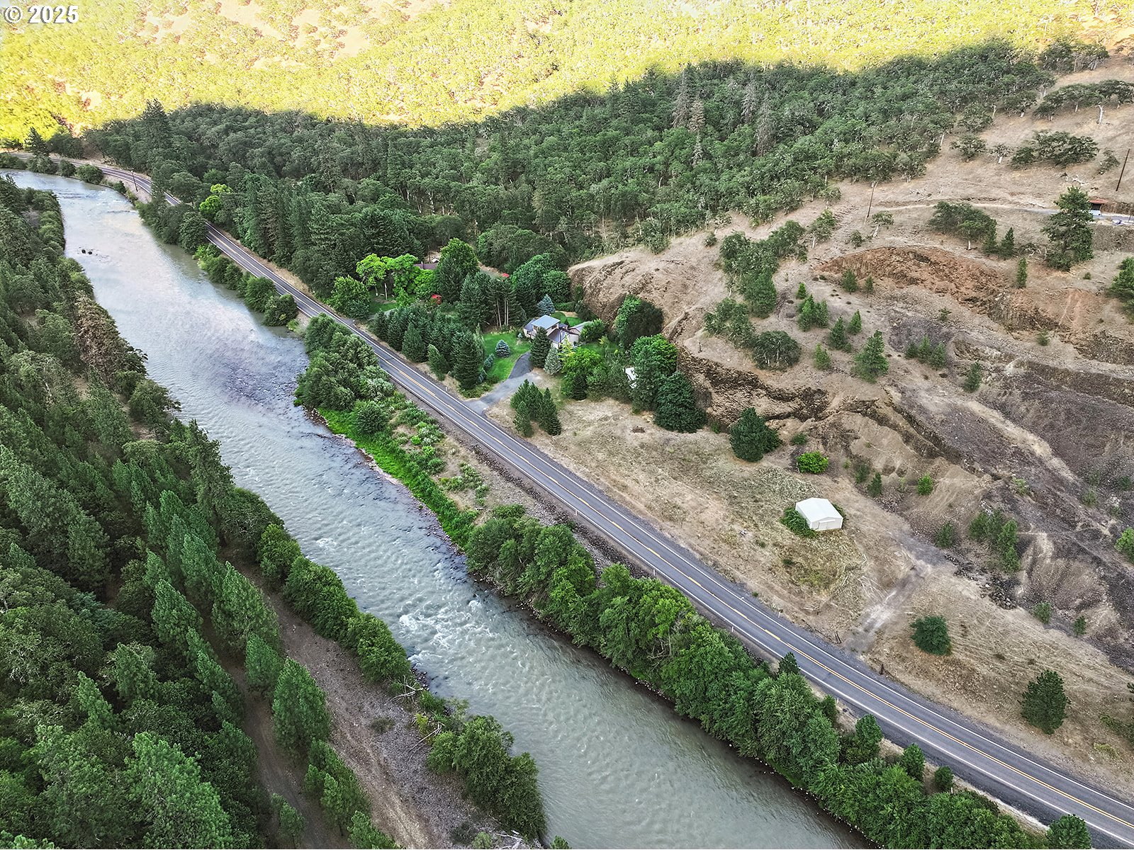 850 Highway 142 Lyle, WA 98635 - Photo 38 of 39 a view of a city street