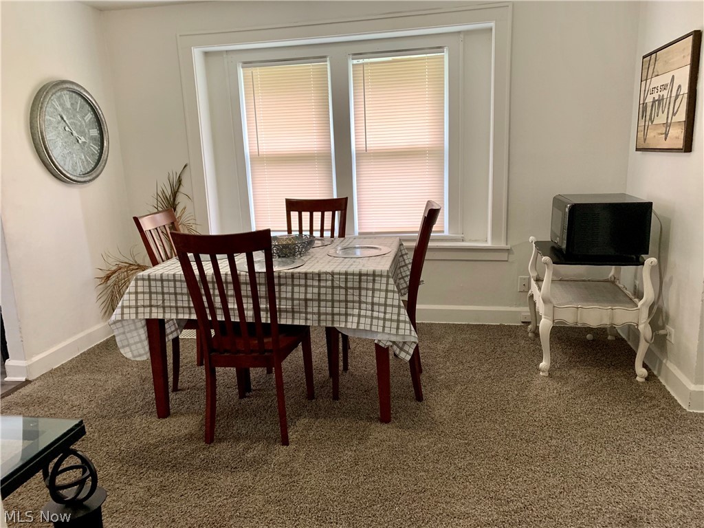 484 West Wilbeth Road Akron, OH 44314 - Photo 9 of 31