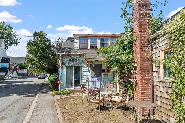 $879,000 | 1 Wonson Street, Gloucester, MA 01930