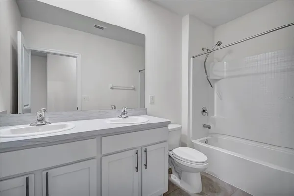 $375,000 | 32606 Canyonlands Drive, Wesley Chapel, FL 33543