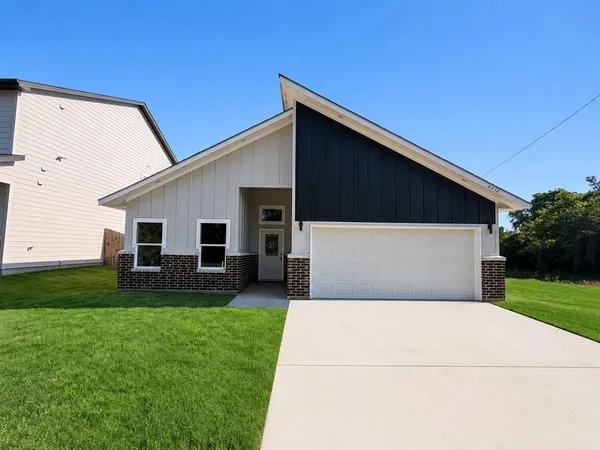 $244,888 | 2212 Polk Street, Greenville, TX 75401