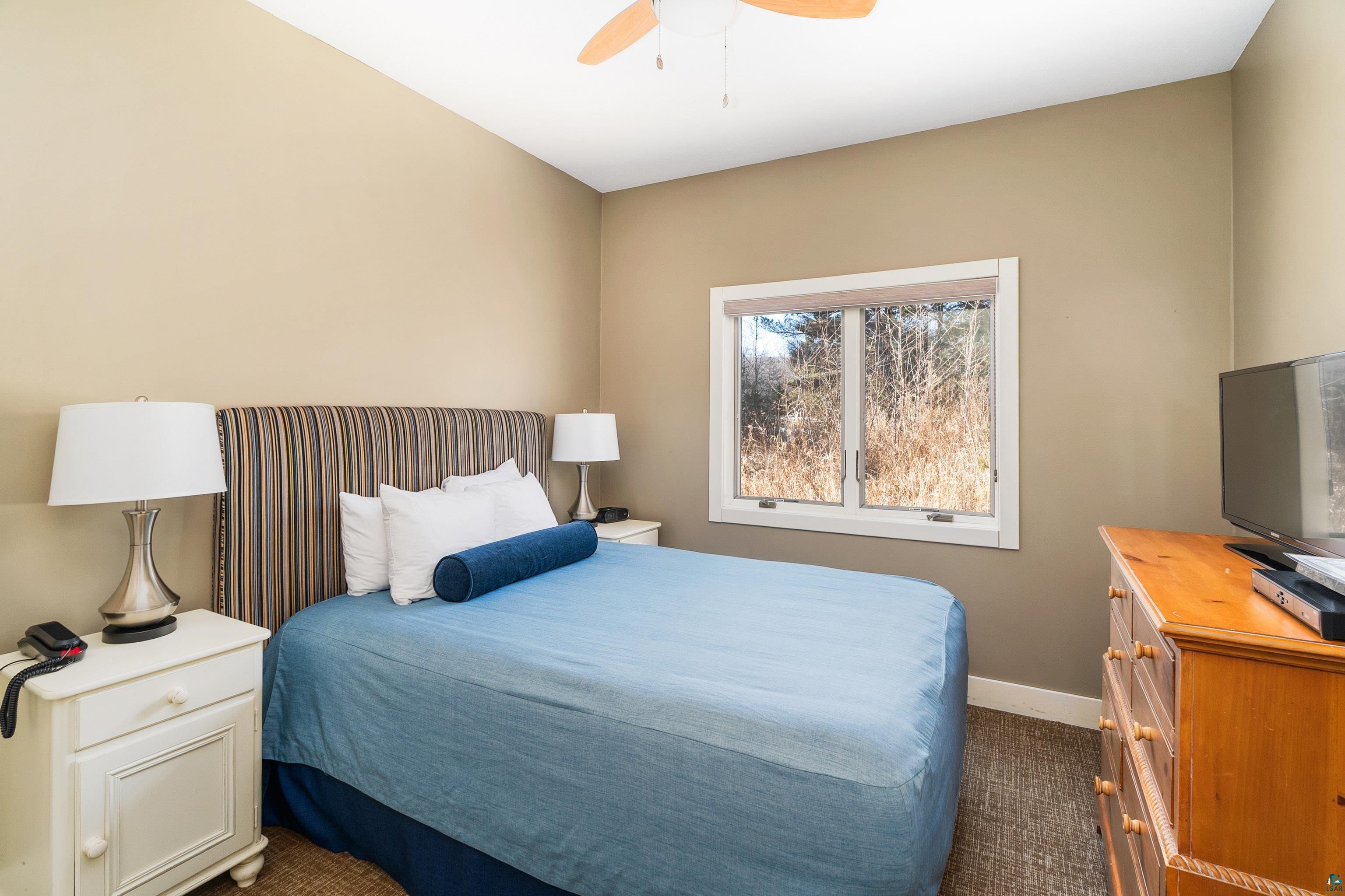 563 Larsmont Way, Unit 405 Two Harbors, MN 55616 - Photo 28 of 50