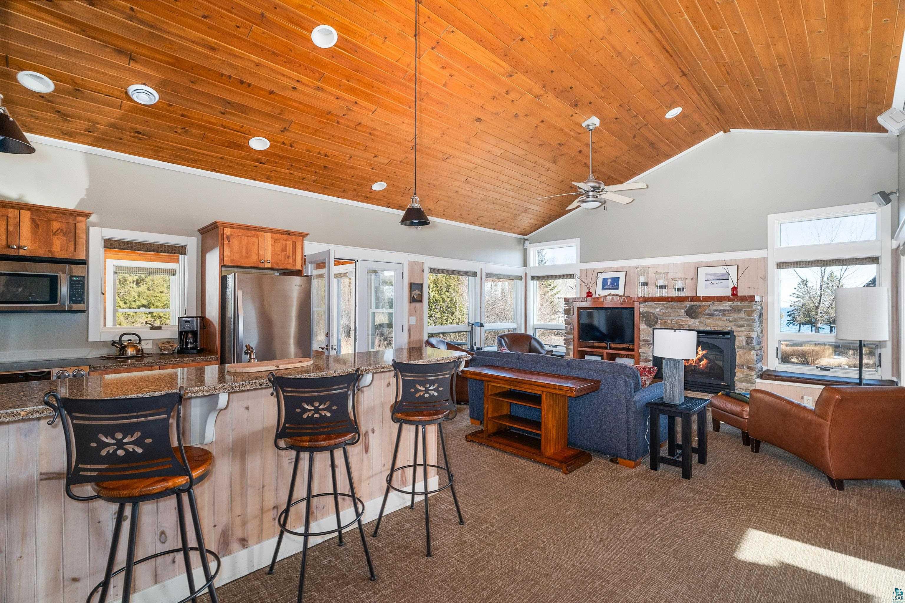 563 Larsmont Way, Unit 405 Two Harbors, MN 55616 - Photo 3 of 50