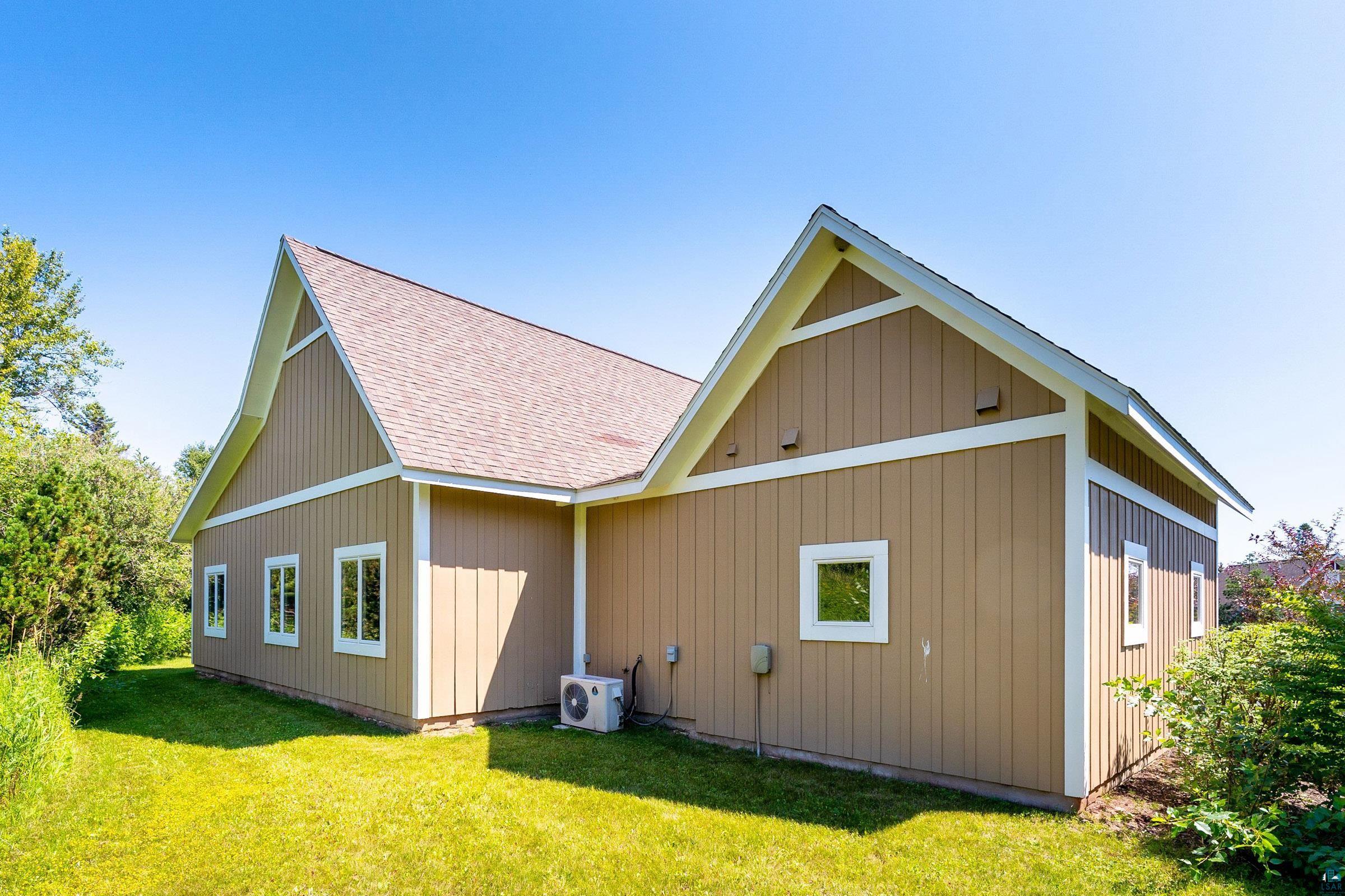 563 Larsmont Way, Unit 405 Two Harbors, MN 55616 - Photo 37 of 50