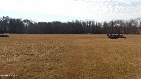 $499,000 | 2 Tucker Pl Way, Dandridge, TN 37725