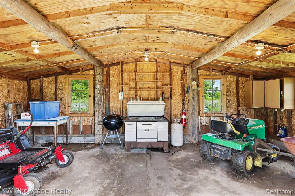 3585 East Clark Road Bath, MI 48808 - Photo 17 of 35