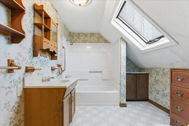 $359,900 | 12 Key Hill Road, Greene, ME 04236