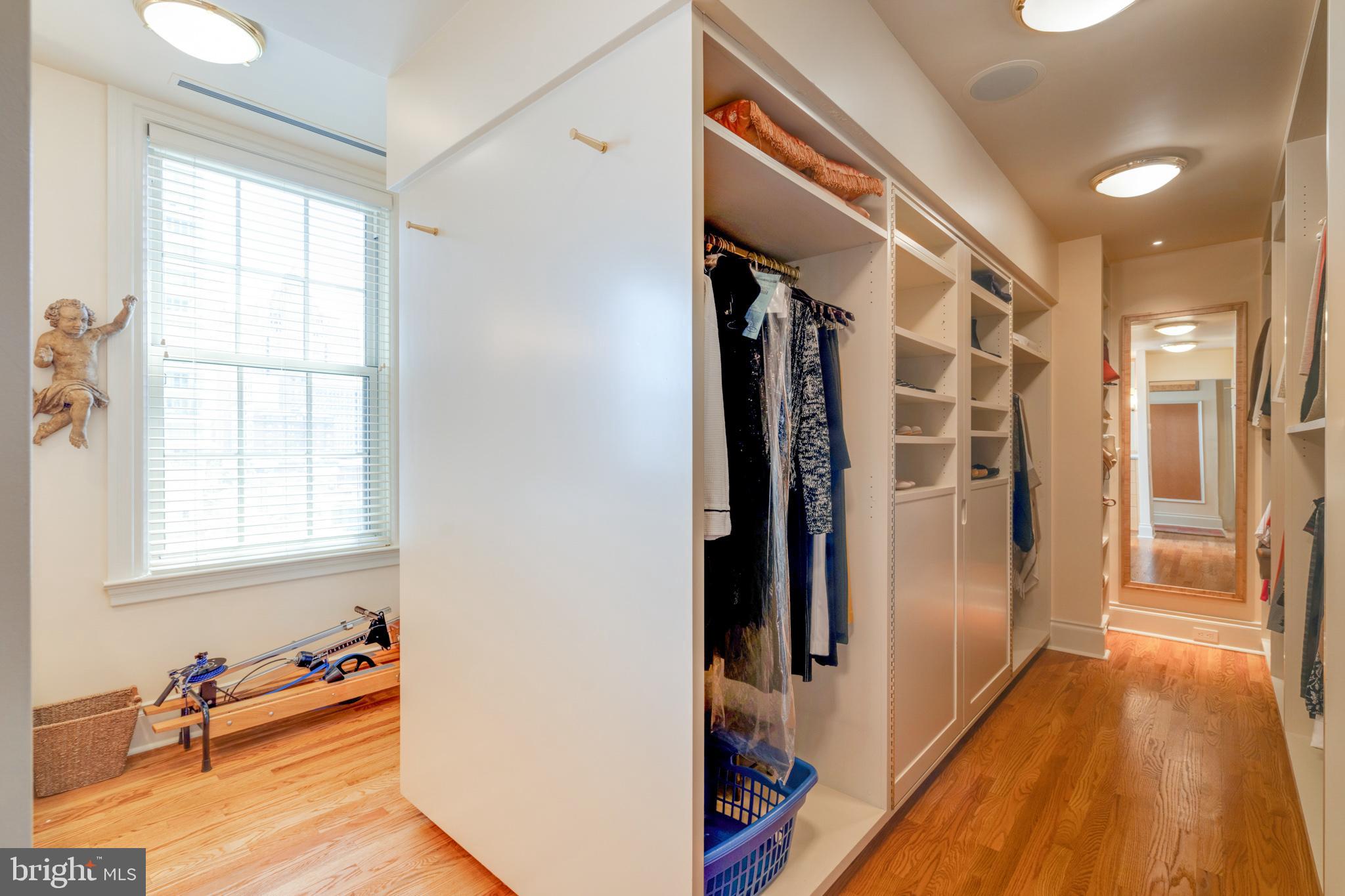 250 South 18th Street, Unit 601 Philadelphia, PA 19103 - Photo 20 of 52 Primary Suite Walk-In Closet