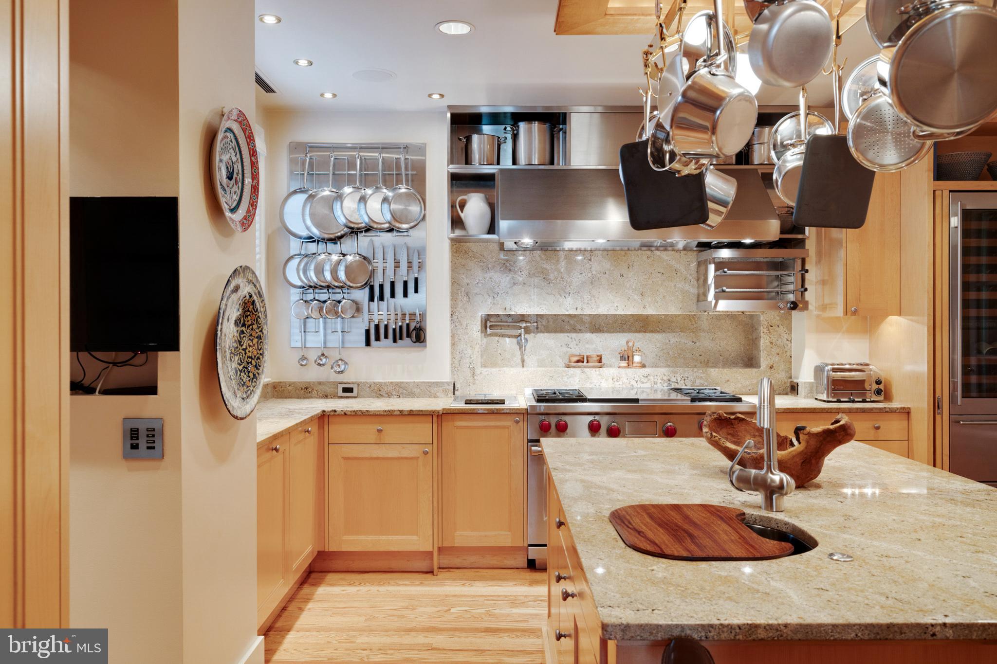 250 South 18th Street, Unit 601 Philadelphia, PA 19103 - Photo 23 of 52 Cook's Kitchen