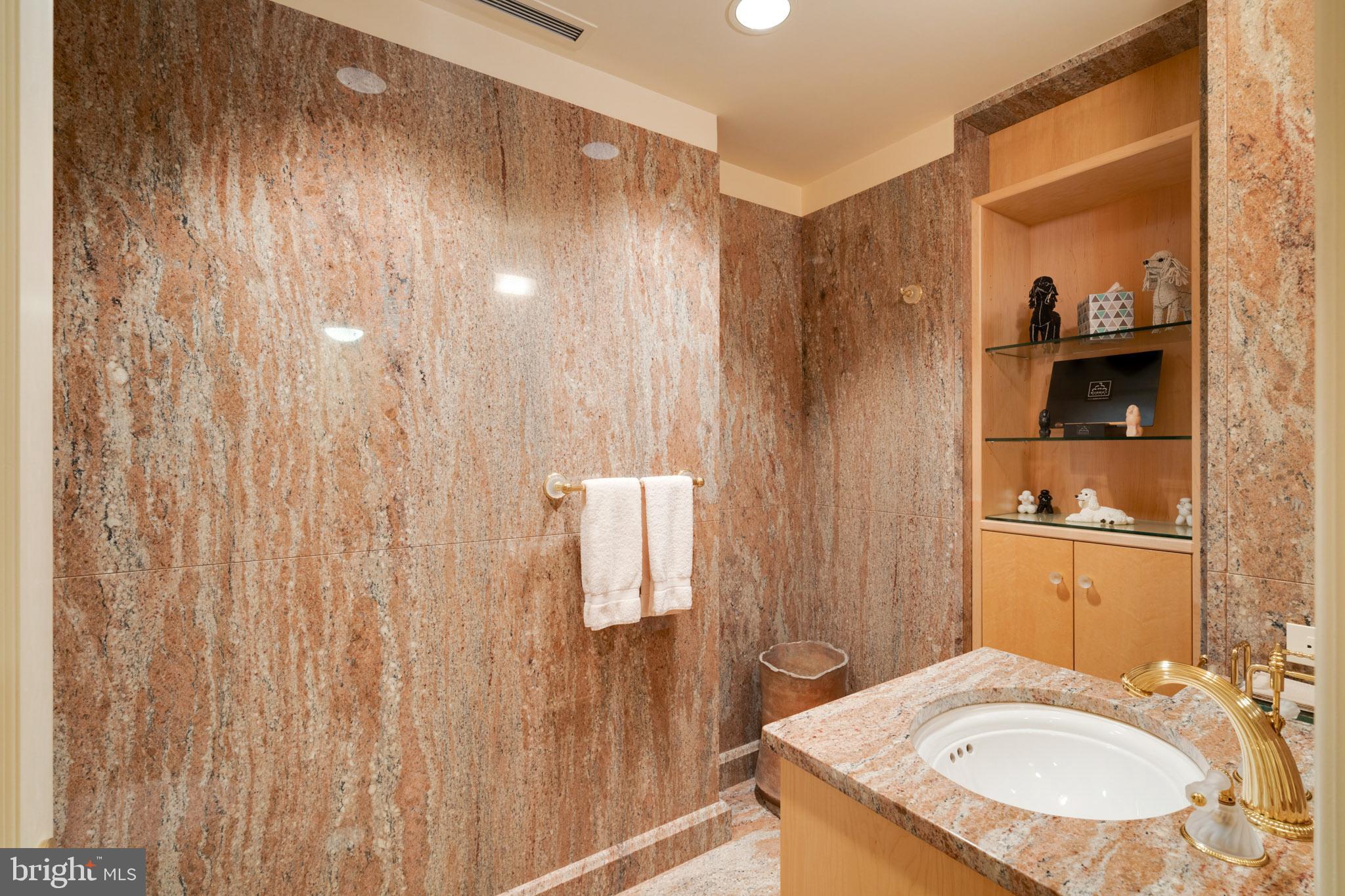 250 South 18th Street, Unit 601 Philadelphia, PA 19103 - Photo 28 of 52 Powder Room off of Kitchen