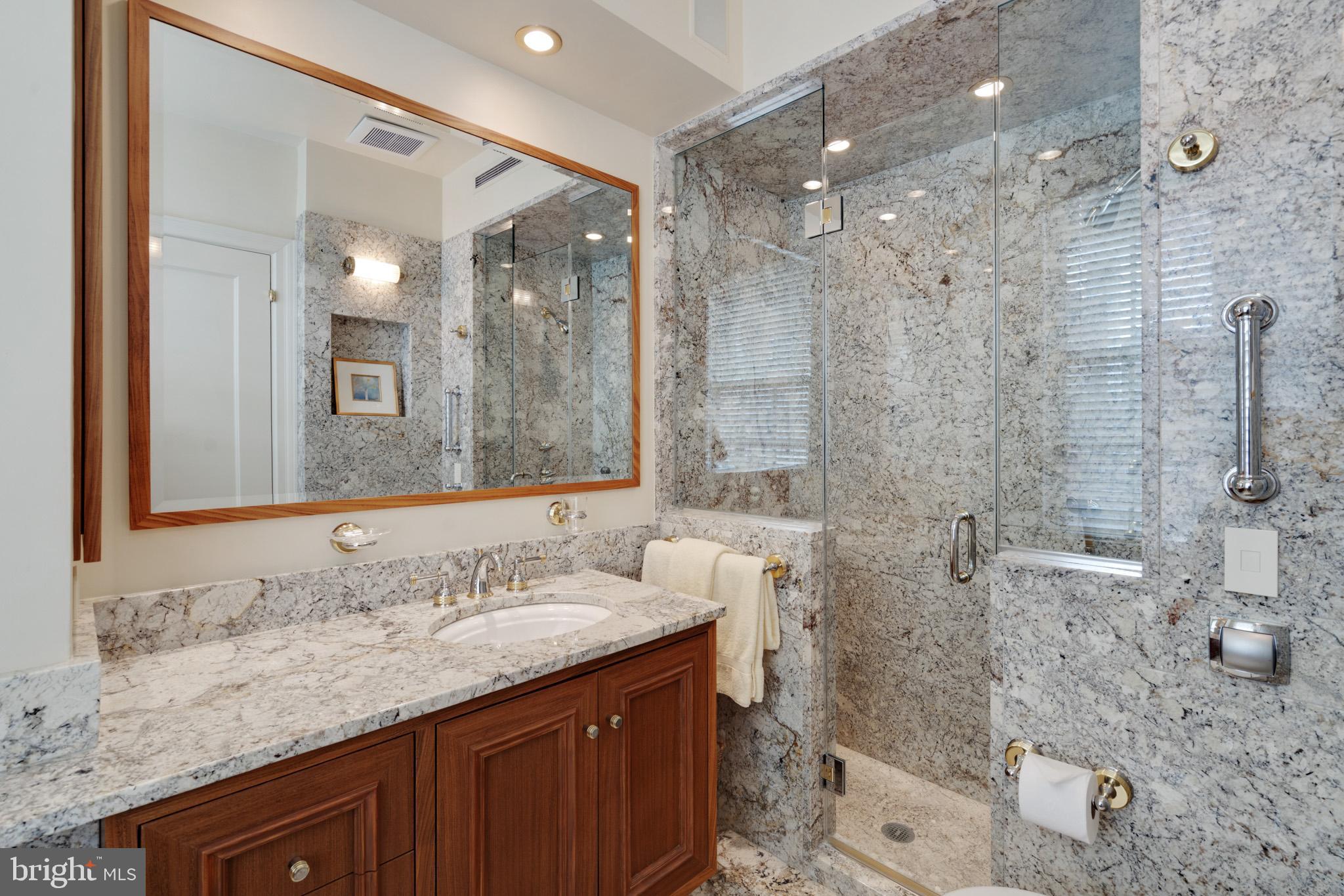 250 South 18th Street, Unit 601 Philadelphia, PA 19103 - Photo 34 of 52 Guest Bathroom