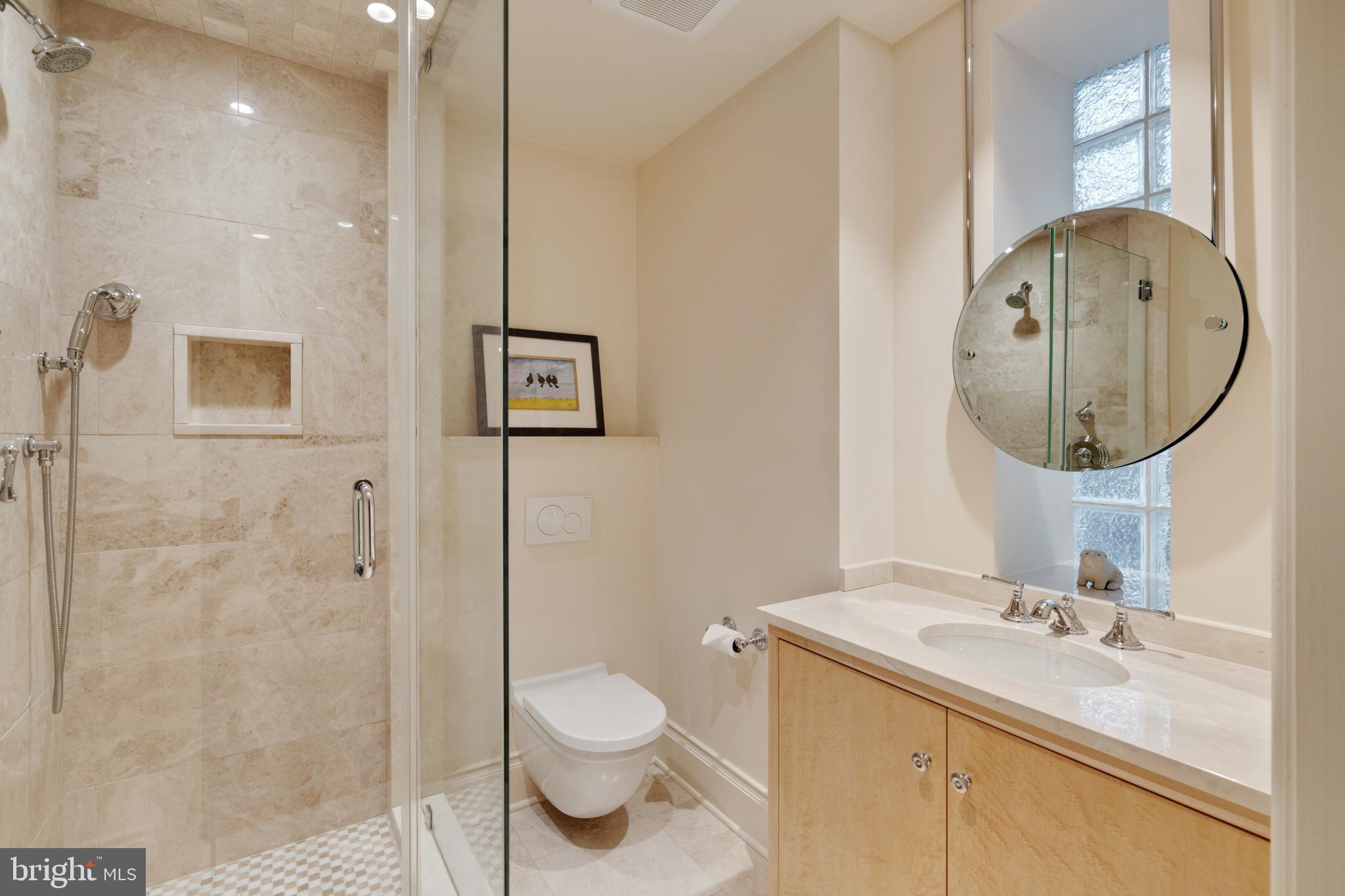 250 South 18th Street, Unit 601 Philadelphia, PA 19103 - Photo 39 of 52