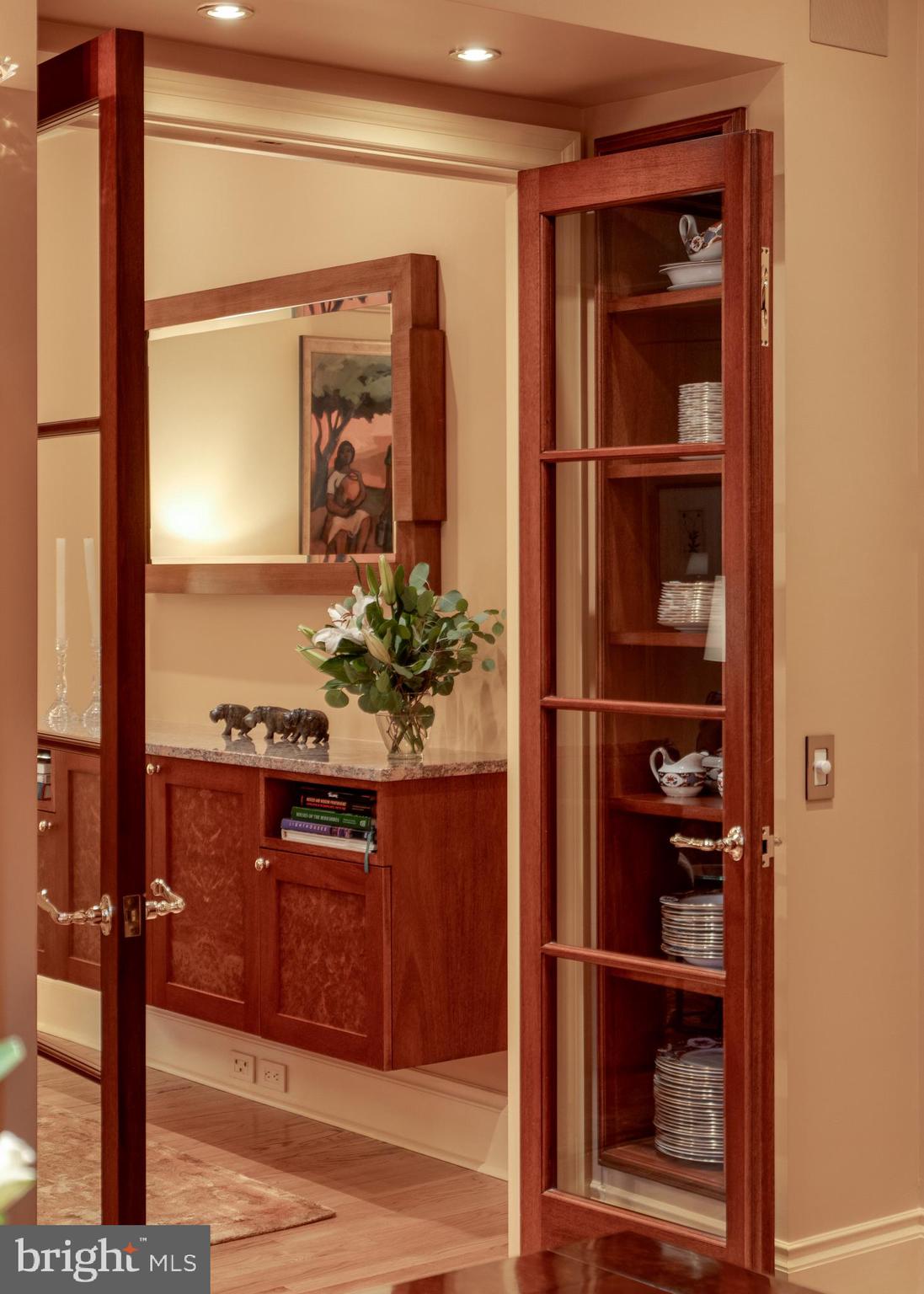 250 South 18th Street, Unit 601 Philadelphia, PA 19103 - Photo 6 of 52