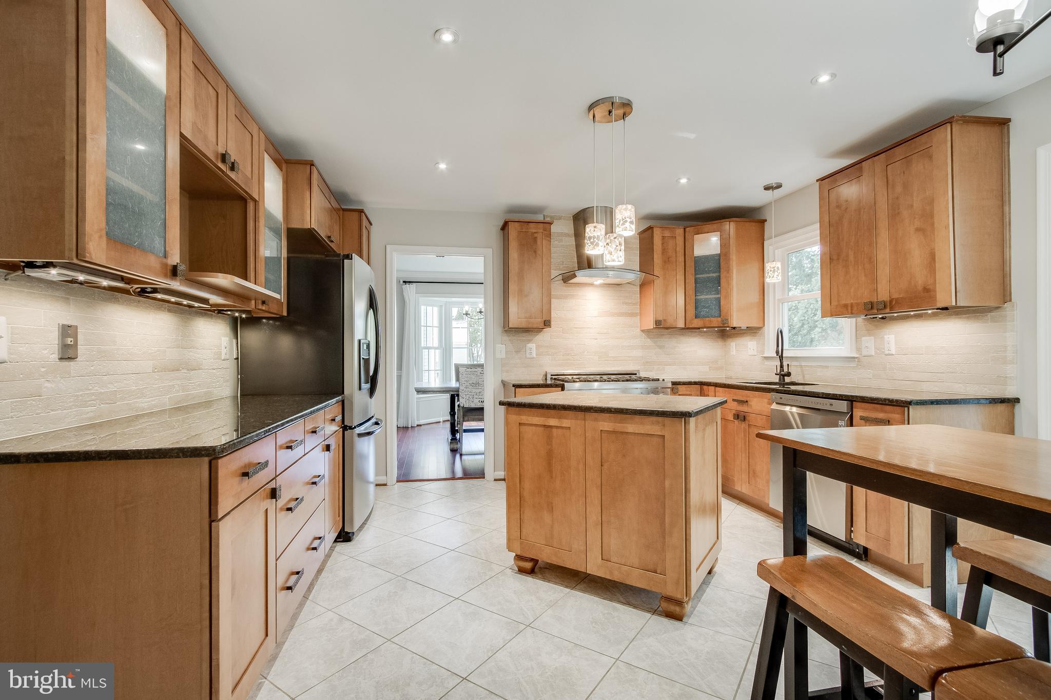 5929 Freds Oak Road Burke, VA 22015 - Photo 12 of 42 Gallery Image 12