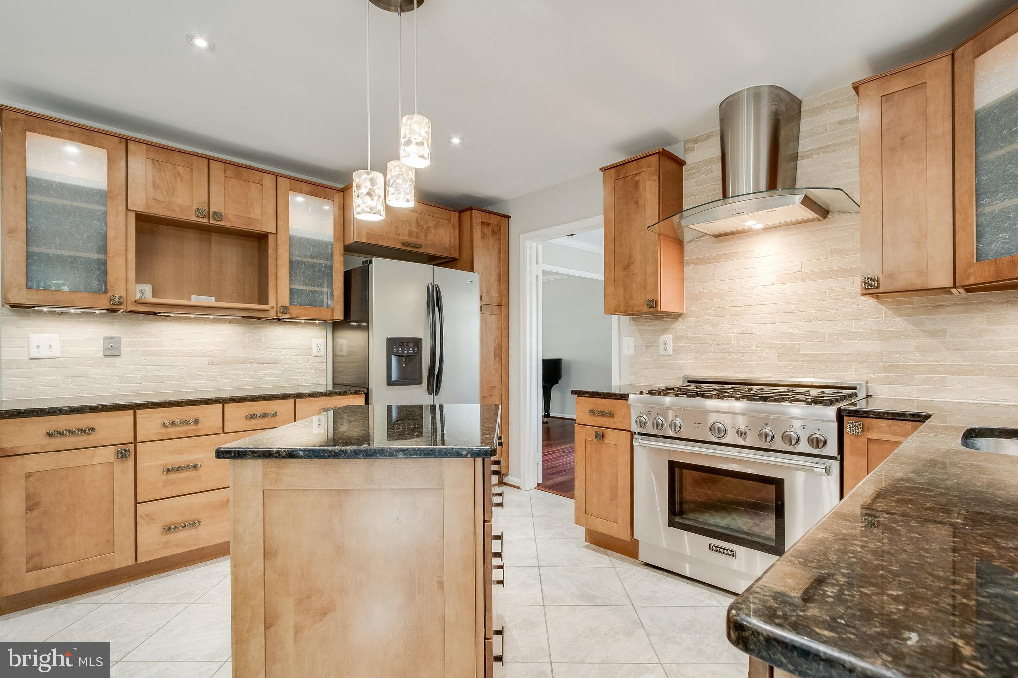 5929 Freds Oak Road Burke, VA 22015 - Photo 14 of 42 Gallery Image 14