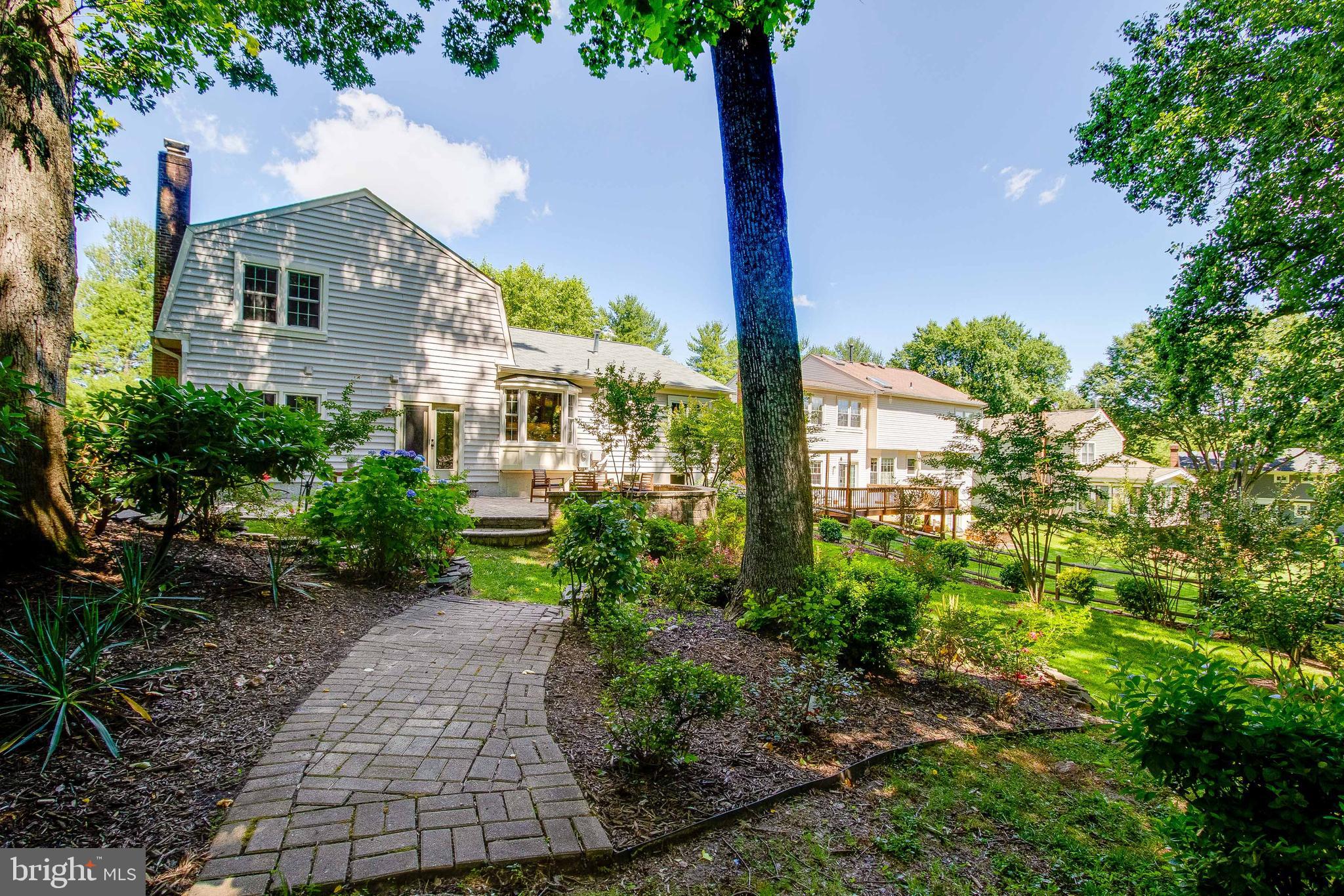 5929 Freds Oak Road Burke, VA 22015 - Photo 40 of 42 Gallery Image 40