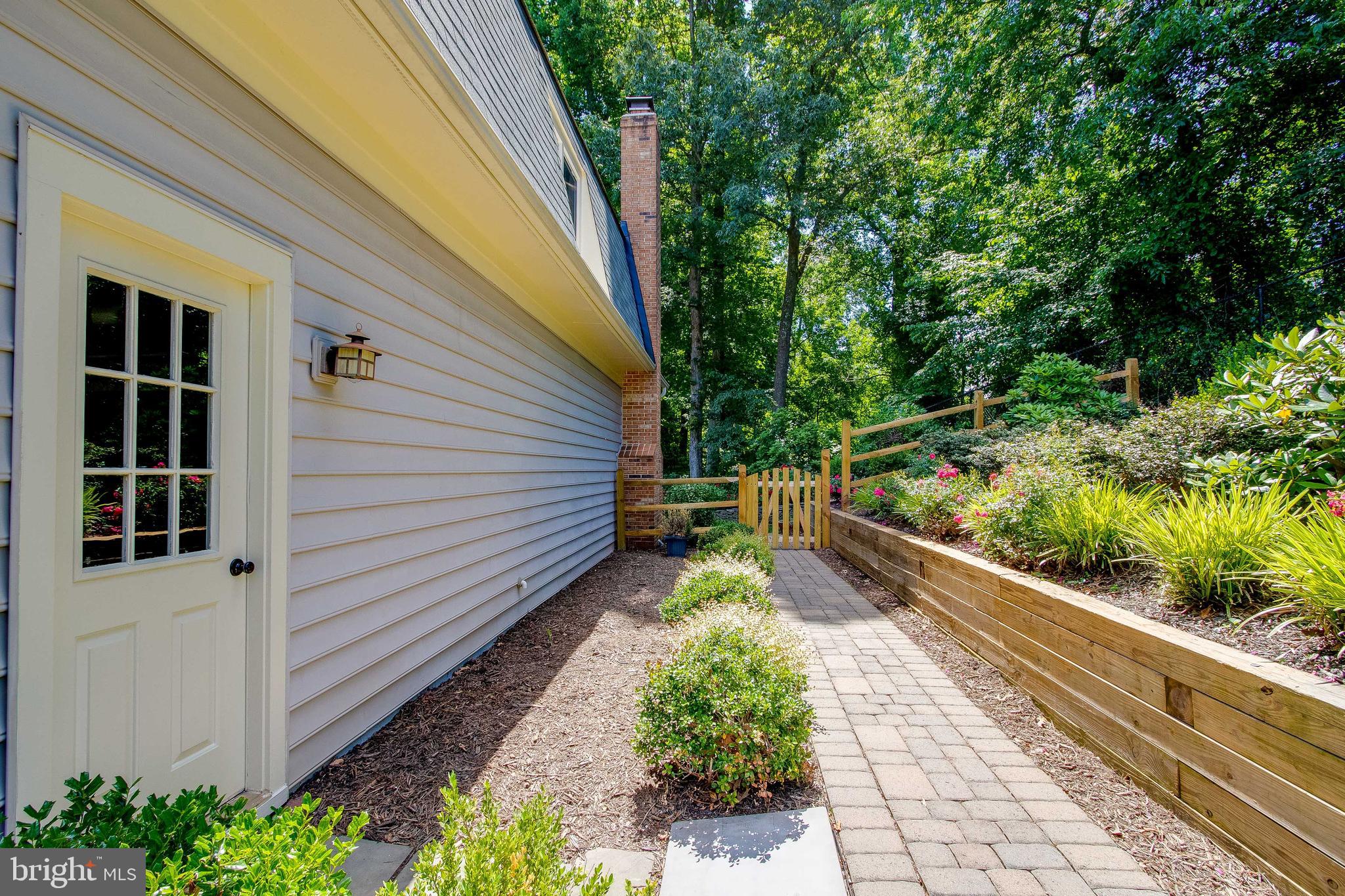 5929 Freds Oak Road Burke, VA 22015 - Photo 41 of 42 Gallery Image 41