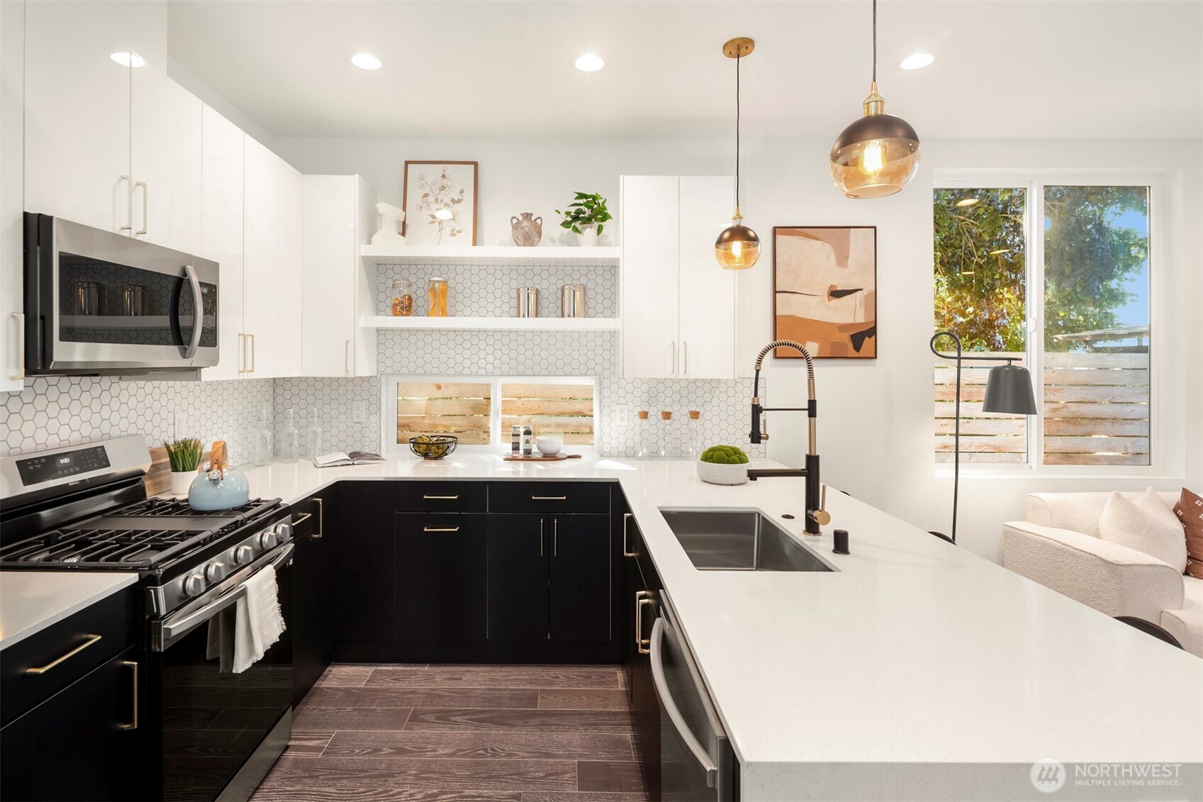 7717 Mary Avenue Northwest, Unit C Seattle, WA 98117 - Photo 2 of 38