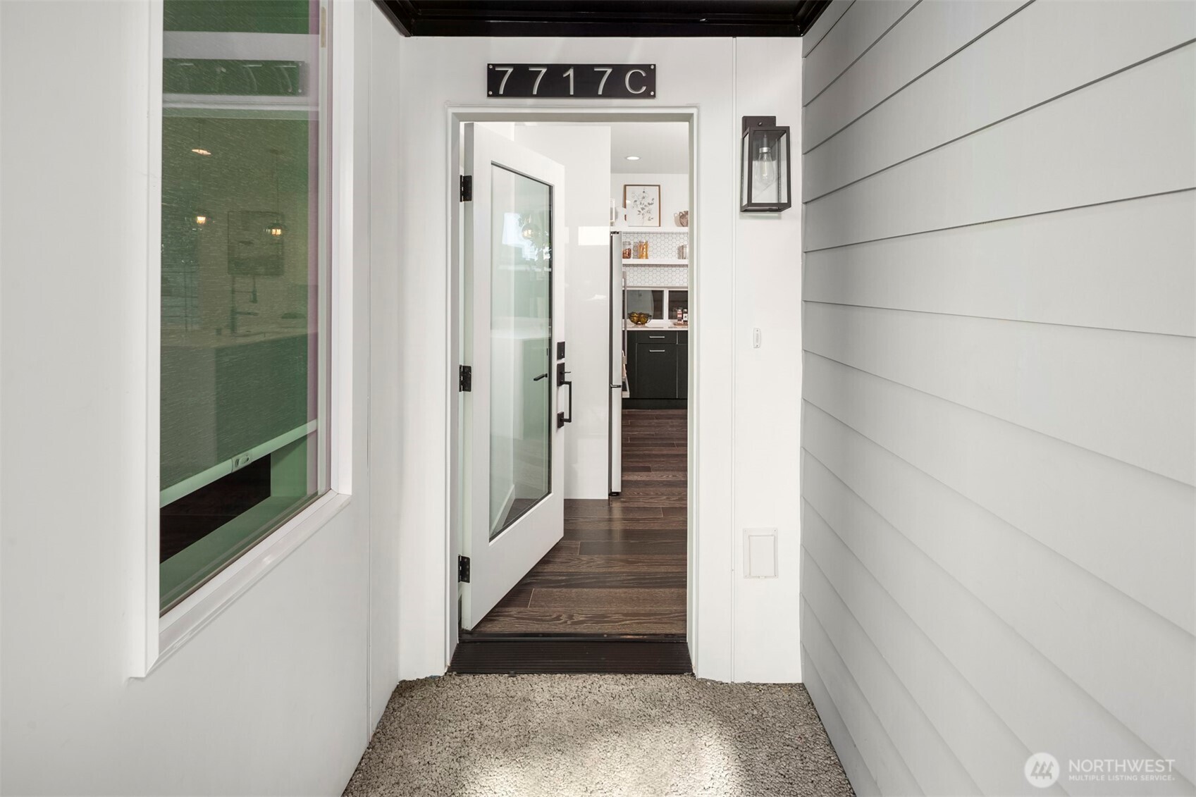 7717 Mary Avenue Northwest, Unit C Seattle, WA 98117 - Photo 27 of 38