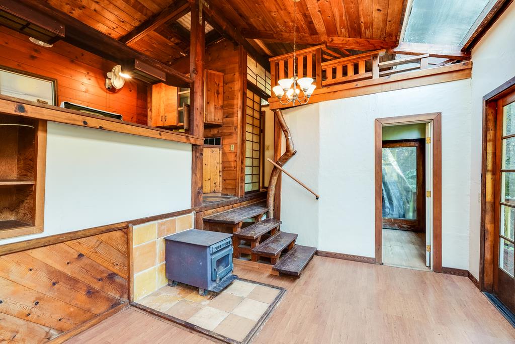 400 Red Hawk Lane Aptos, CA 95003 - Photo 8 of 9 a building outdoor space with furniture