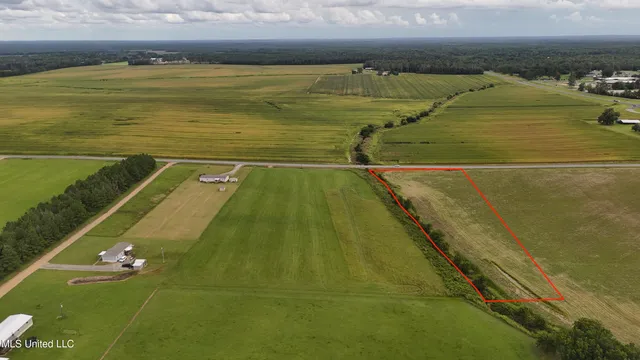 $117,120 | Midway Road, Lena, MS 39094