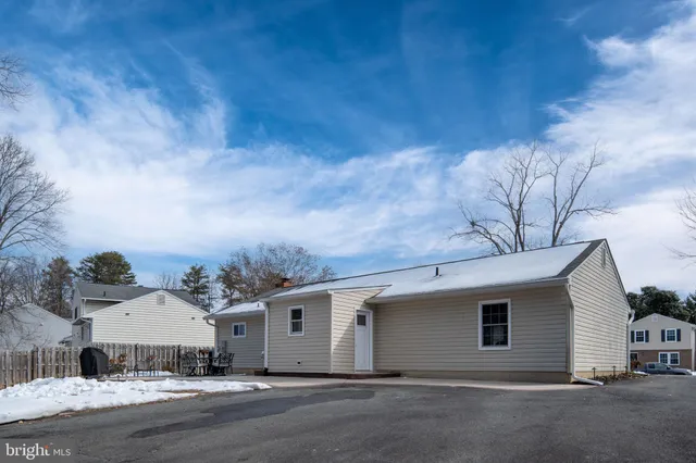 $420,000 | 10412 Hillside Lane, Fredericksburg, VA 22408