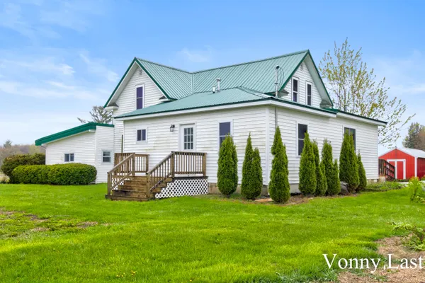 $539,000 | 950 West 40th Street, Fremont, MI 49412