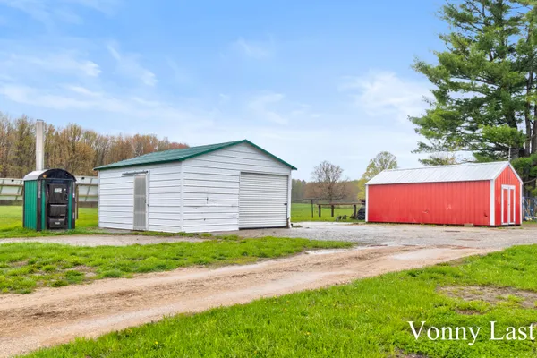 $539,000 | 950 West 40th Street, Fremont, MI 49412