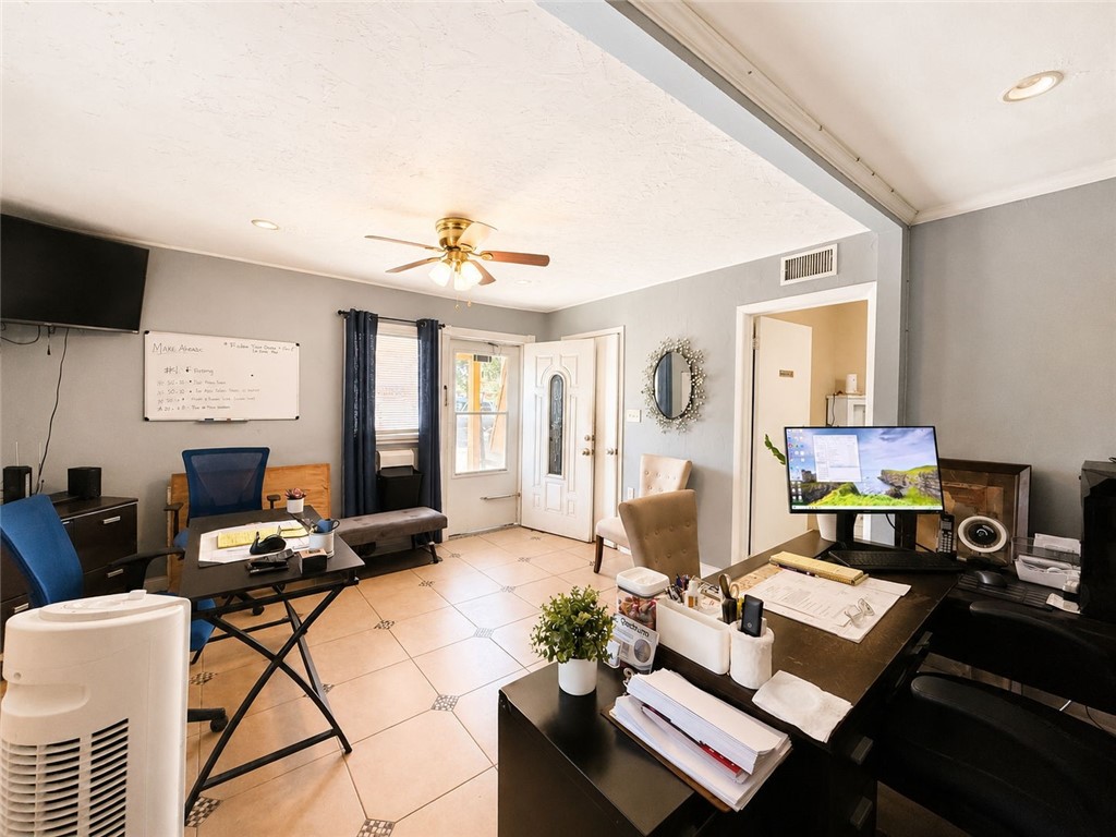 410 Lang Road Portland, TX 78374 - Photo 13 of 22 Gallery Image 13