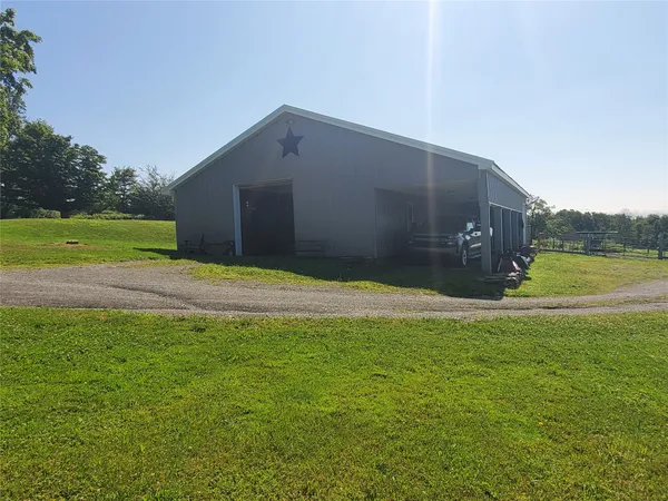 $925,000 | 537 Ryan Road, Friendsville, PA 18818